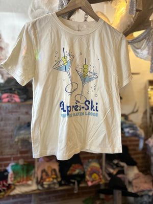 Apres cocktails T Shirt