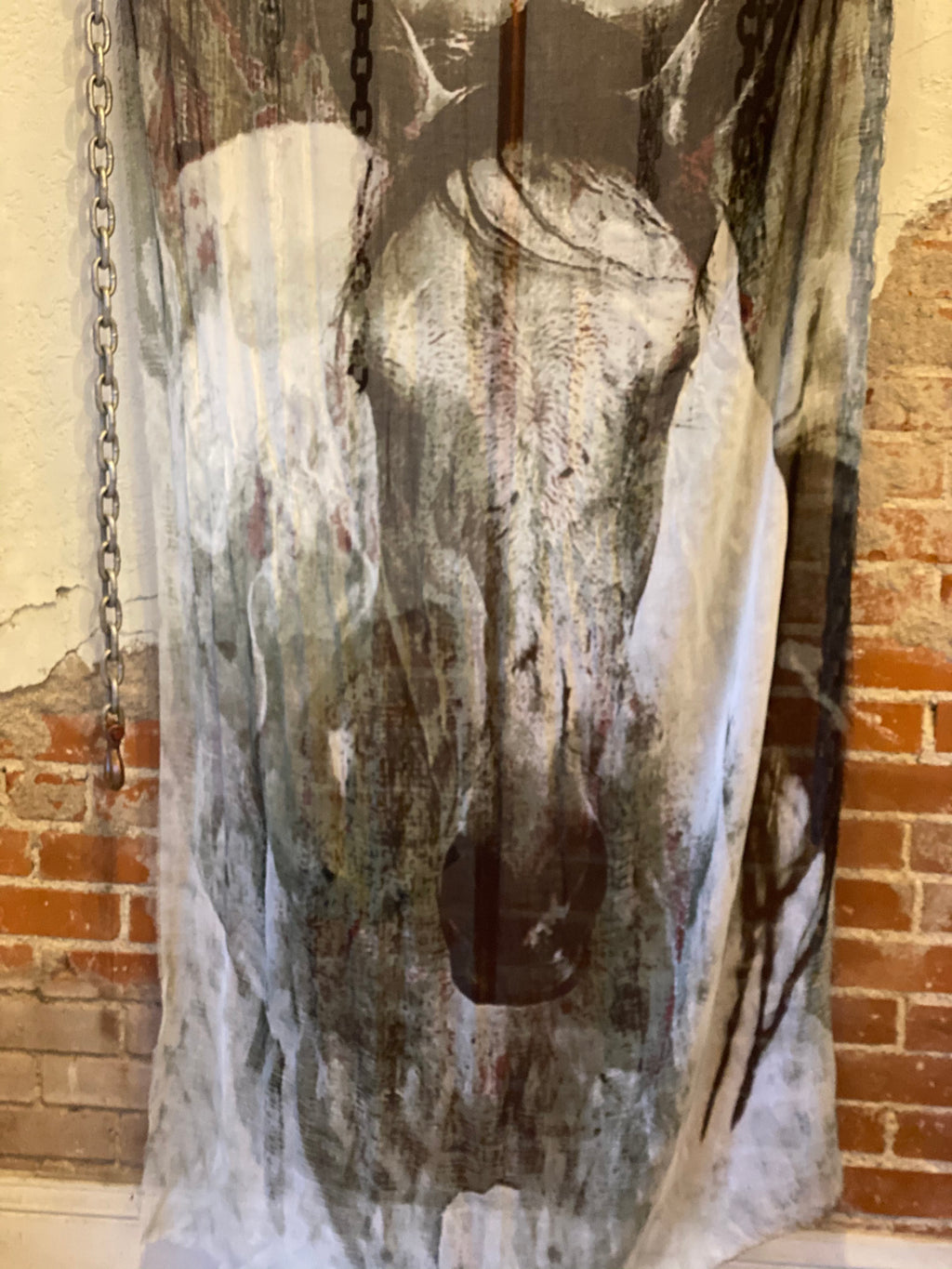 Mighty Horse Tissue Scarf