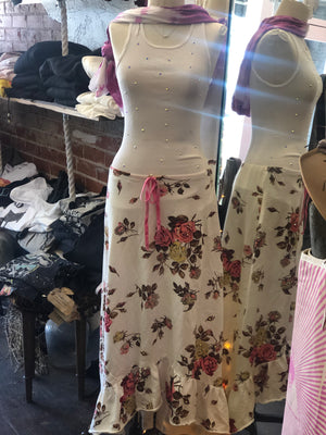 Rambling Rose Ruffle skirt
