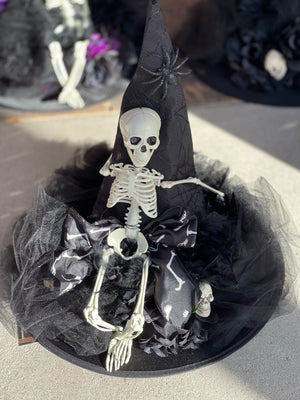Queen of Witches Topper