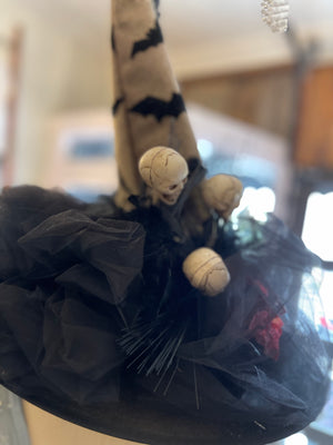 Queen of Witches Topper
