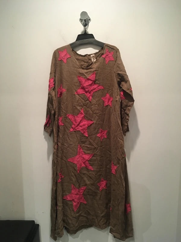Magnolia Pearl European Linen Cassiel Star Appliqué Dress