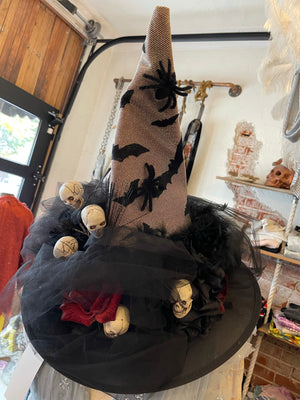 Queen of Witches Topper